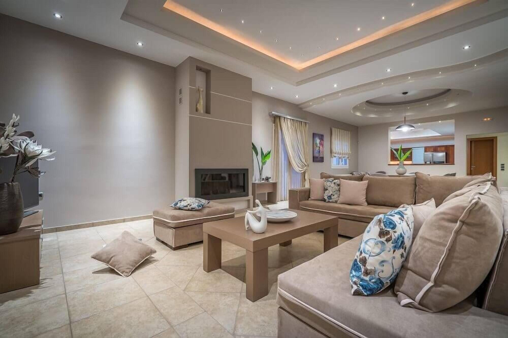 Ostria Luxury *