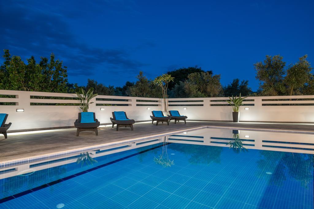 Ostria Luxury Villa *